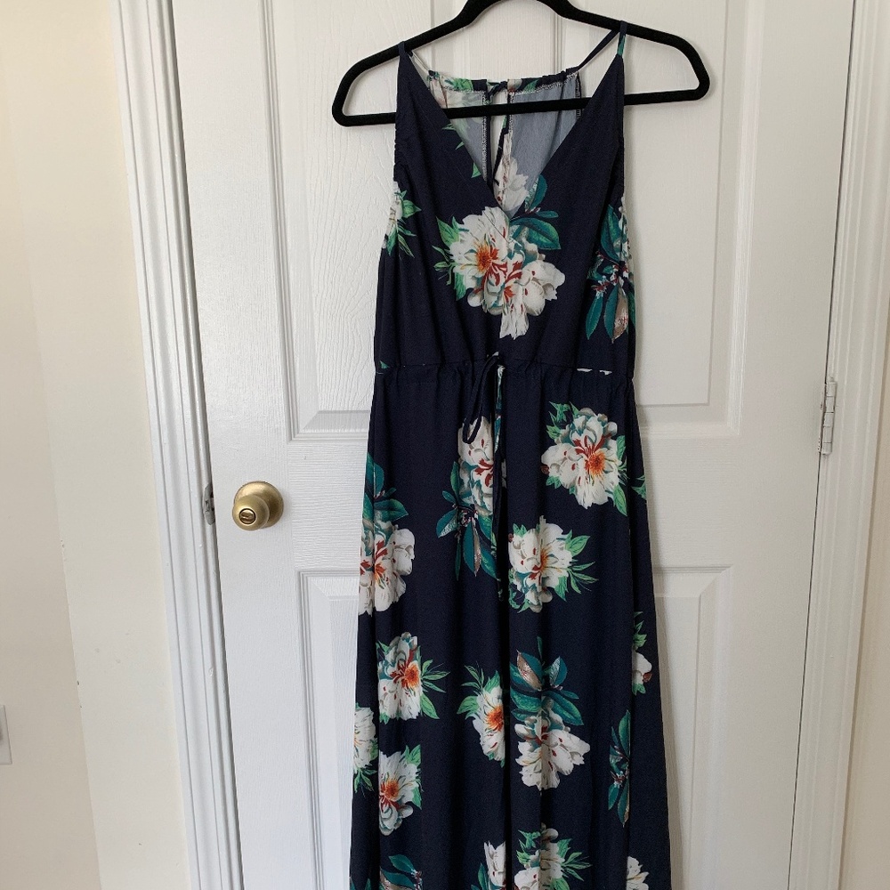 NavyBlue Floral Halter Maxi Dress SizeL Never Worn